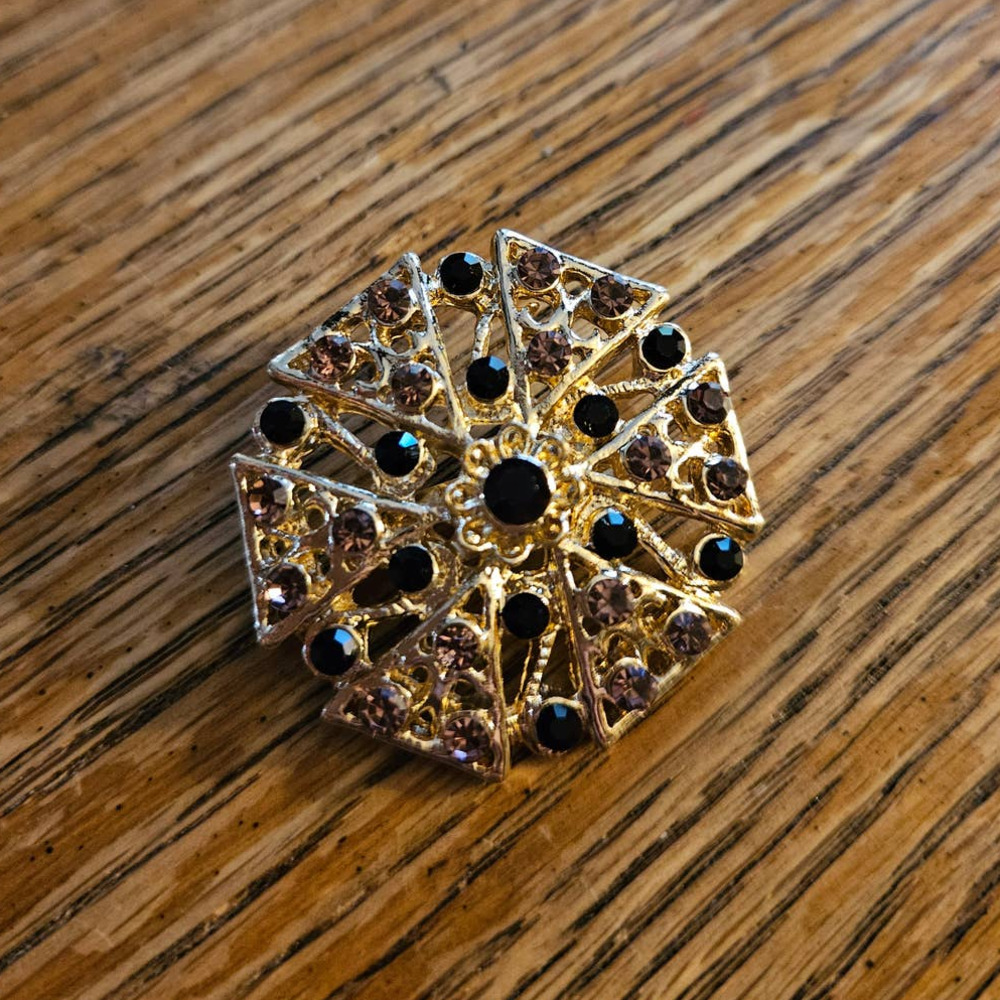 NEW! Beautiful Retro Style Black & Brown Rhinestone Encrusted Gold-Tone Brooch